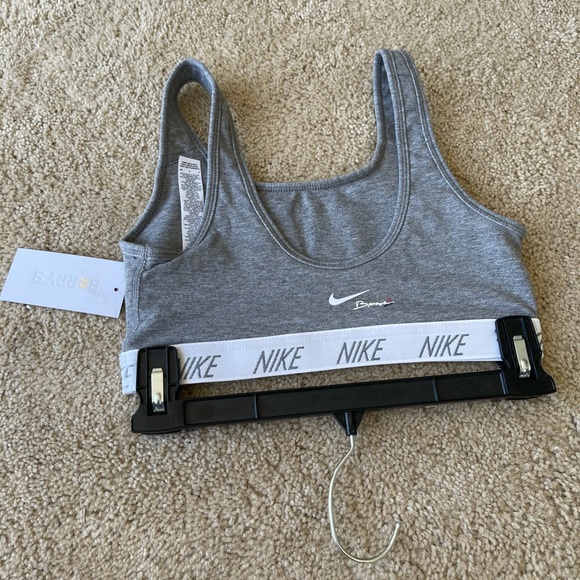 Nike women’s soft bra classic Grey Small - Picture 5 of 8